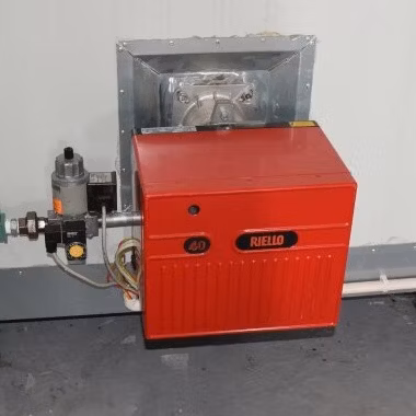 페인트 건조용 분말 코팅용 오버헤드 컨베이어 트랙이 있는 분말 코팅 경화 오븐